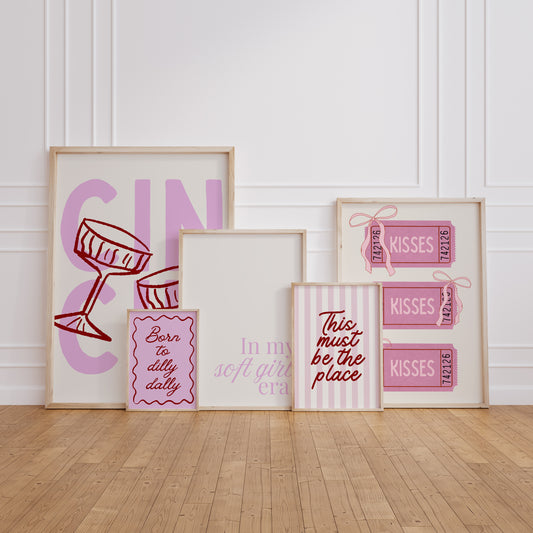 Pink/red/white Girly Coquette theme gallery set of 5